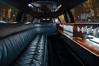 lincoln stretch limo interior